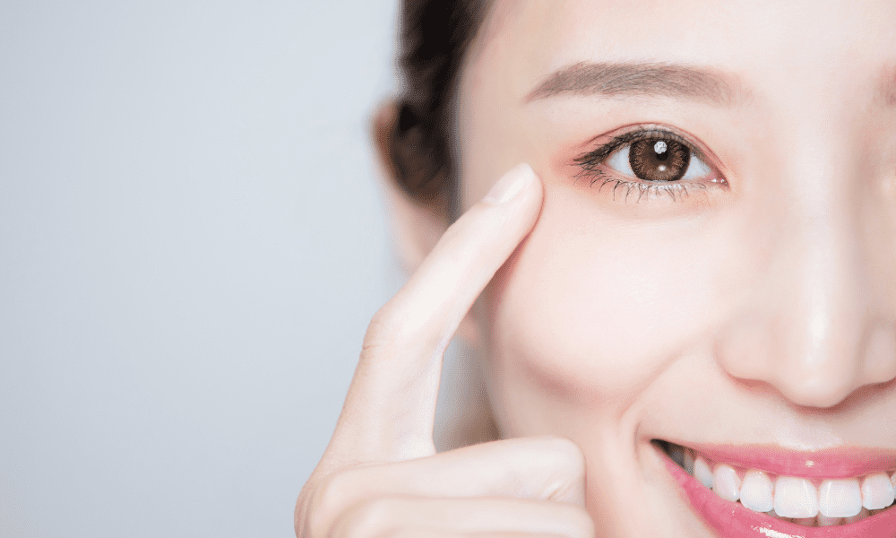 Bright looking skin after exosomes treatment