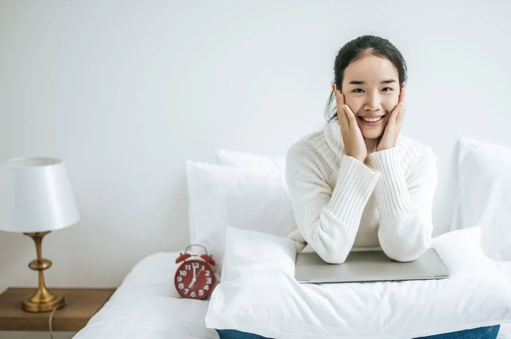 Causes-of-Fat-Cheeks-and-Non-Surgical-Fat-Cheeks-Removal-with-HIFU---V-Medical-Aesthetics--Laser-Clinic